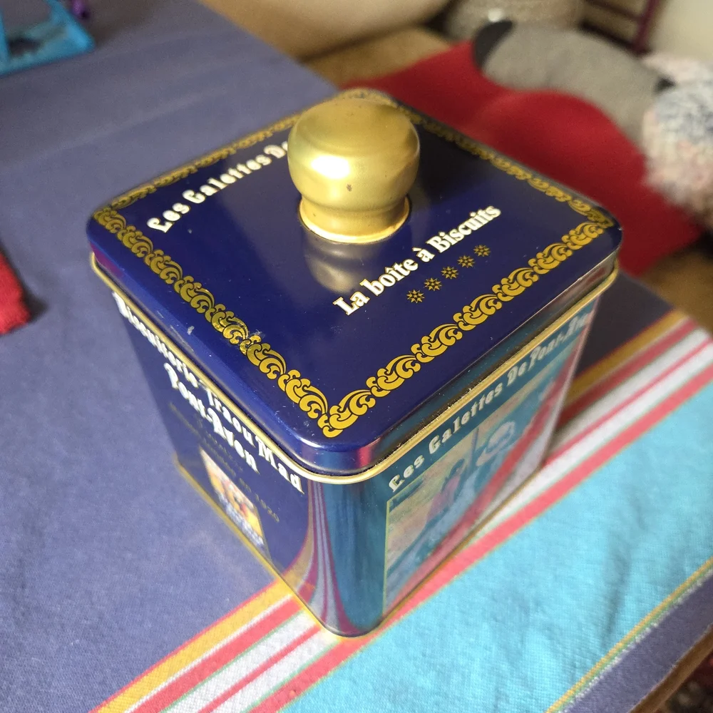 Vintage French Biscuit Tin, Blue and Gold, Top Knob, Les Galette De Pont Aven